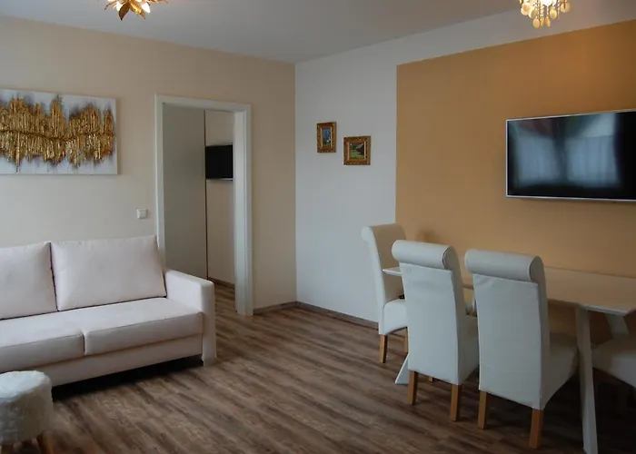 - Dillinger Schwabennest Hotel